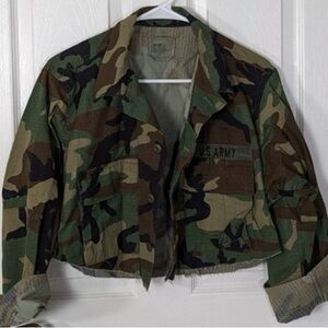 New Cropped US Army Green Camouflaged Jacket
